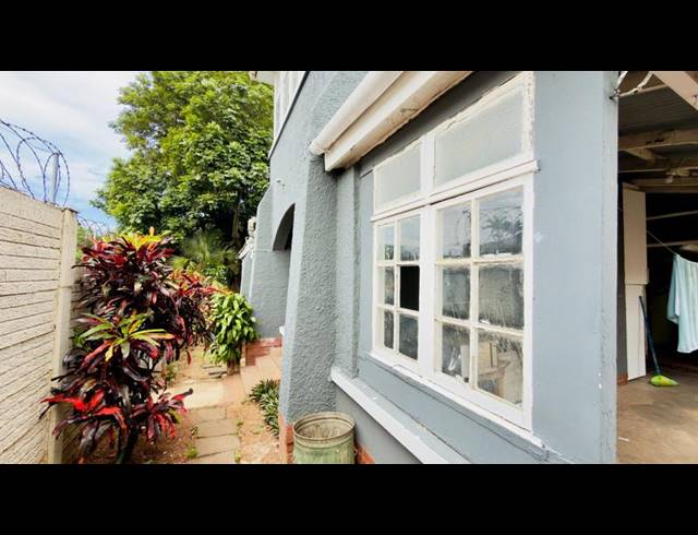 5 BEDROOM HOUSE FOR SALE IN UMBILO